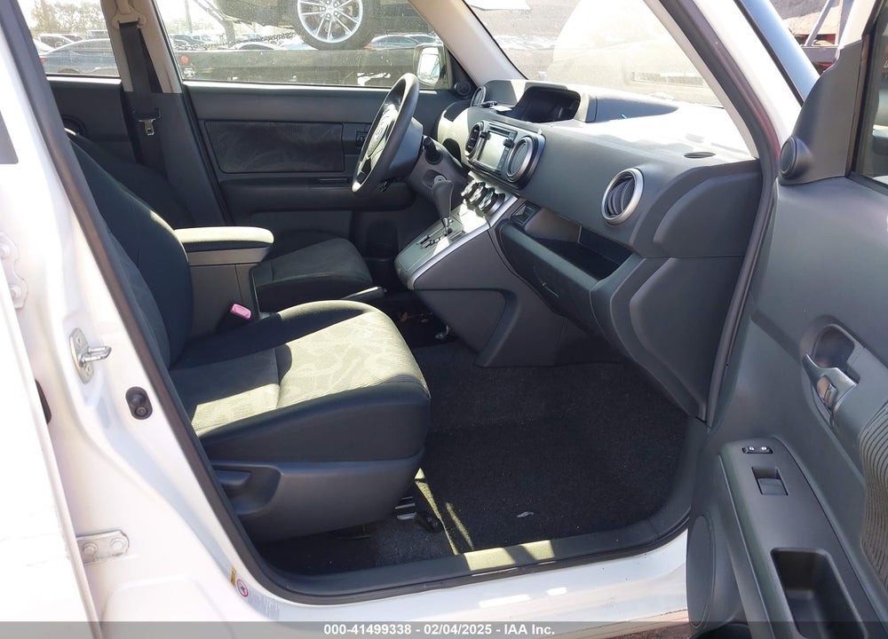 2015 SCION XB VIN: JTLZE4FE5FJ078560
