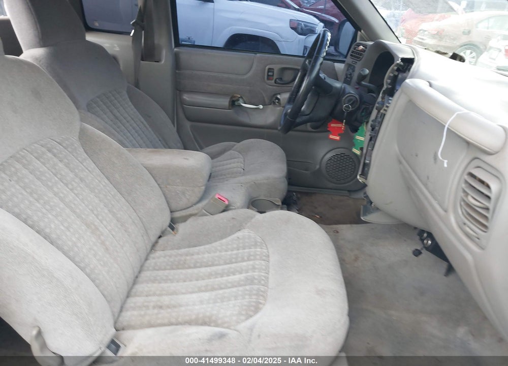 2002 CHEVROLET S-10 LS VIN: 1GCCS19W628251386