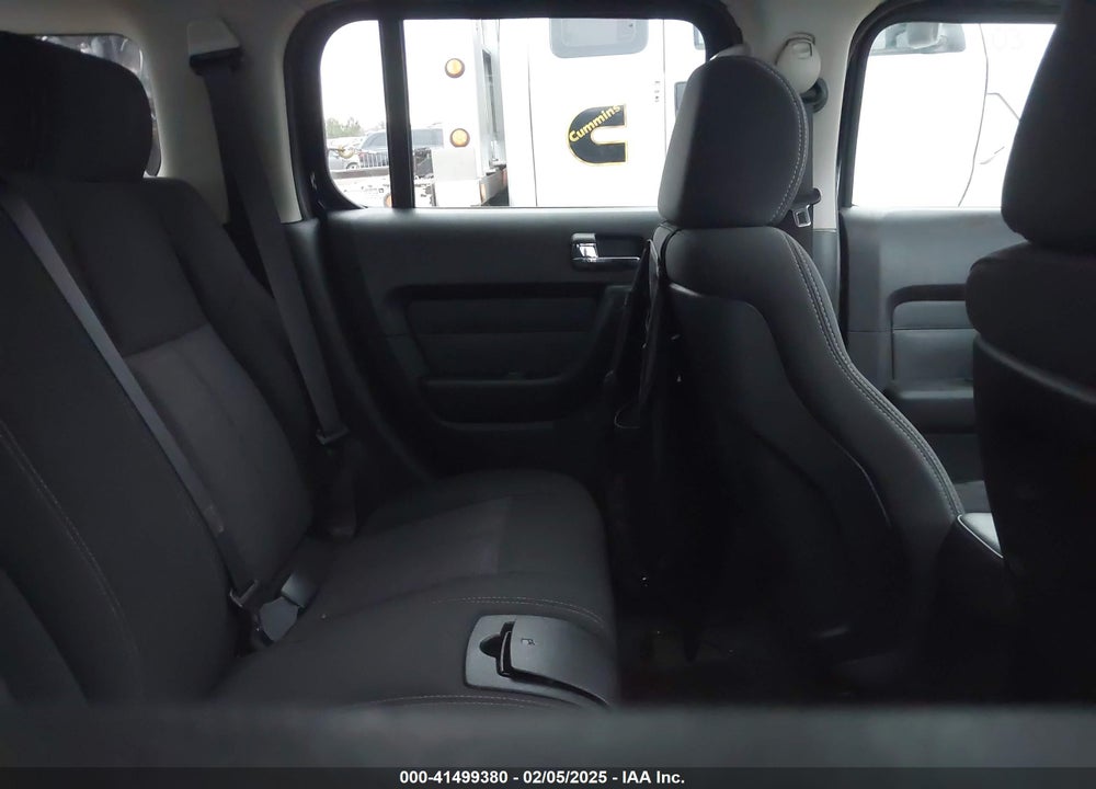2006 HUMMER H3 SUV VIN: 5GTDN136868321909