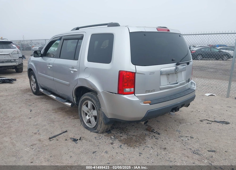 2010 HONDA PILOT EX VIN: 5FNYF3H41AB003681