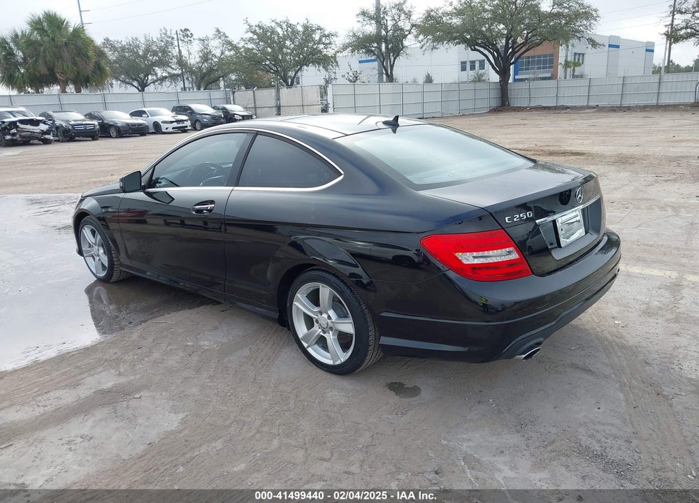 2013 MERCEDES-BENZ C VIN: WDDGJ4HB6DG011970