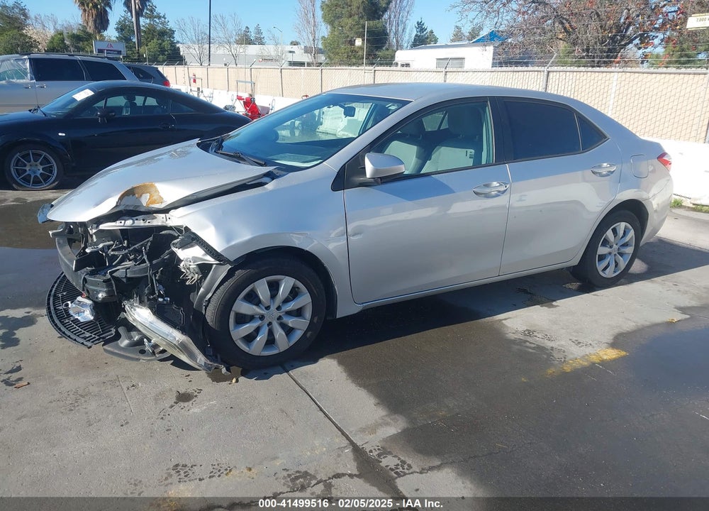 2015 TOYOTA COROLLA LE VIN: 5YFBURHE1FP350656