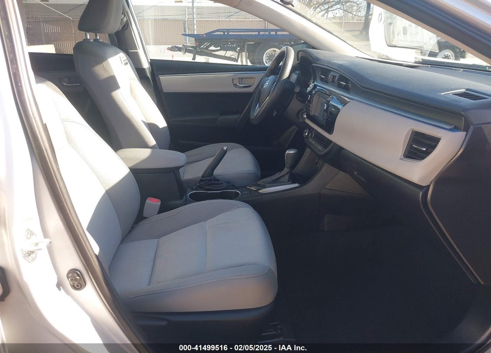 2015 TOYOTA COROLLA LE VIN: 5YFBURHE1FP350656