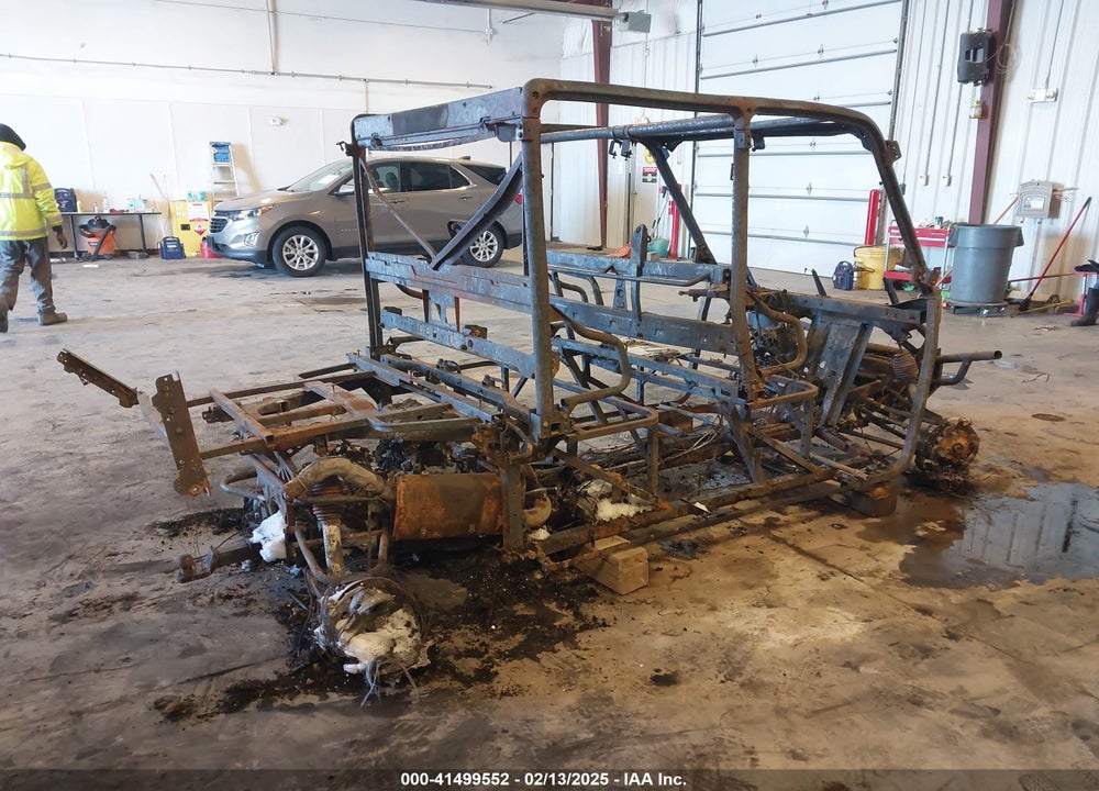 2015 POLARIS RANGER CREW 900-6 EPS VIN: 3NSRUZ87XFG508383