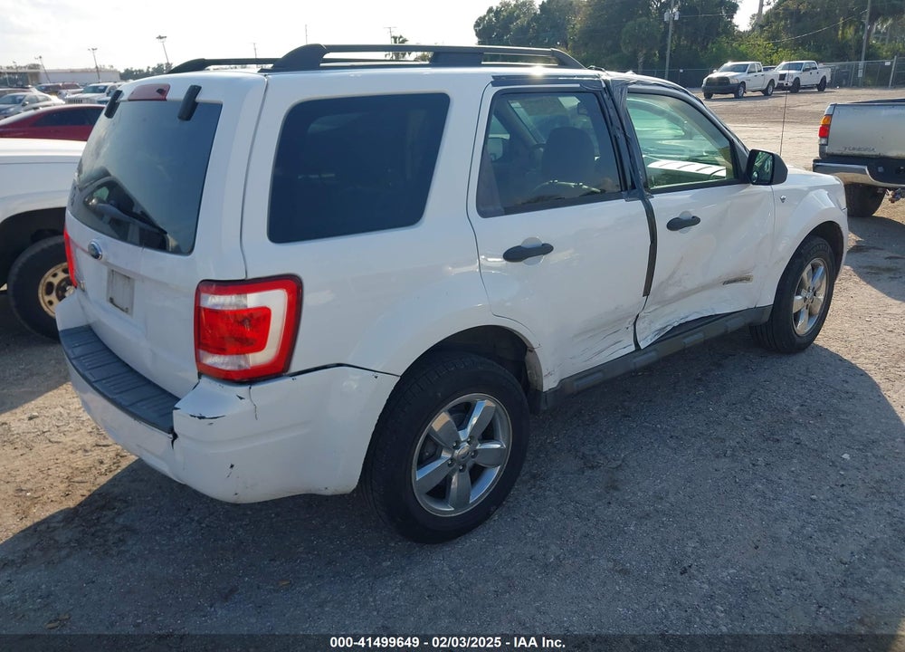 2008 FORD ESCAPE XLT VIN: 1FMCU031X8KC24894