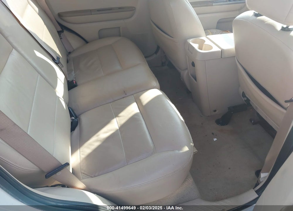 2008 FORD ESCAPE XLT VIN: 1FMCU031X8KC24894