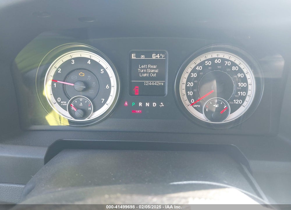 2014 RAM 1500 VIN: 3C6RR7KT5EG264547