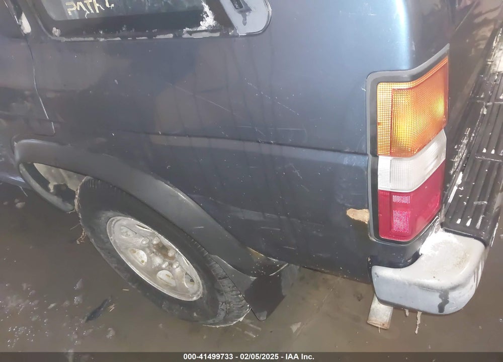 1995 NISSAN PATHFINDER LE/SE/XE VIN: JN8HD17Y5SW105243
