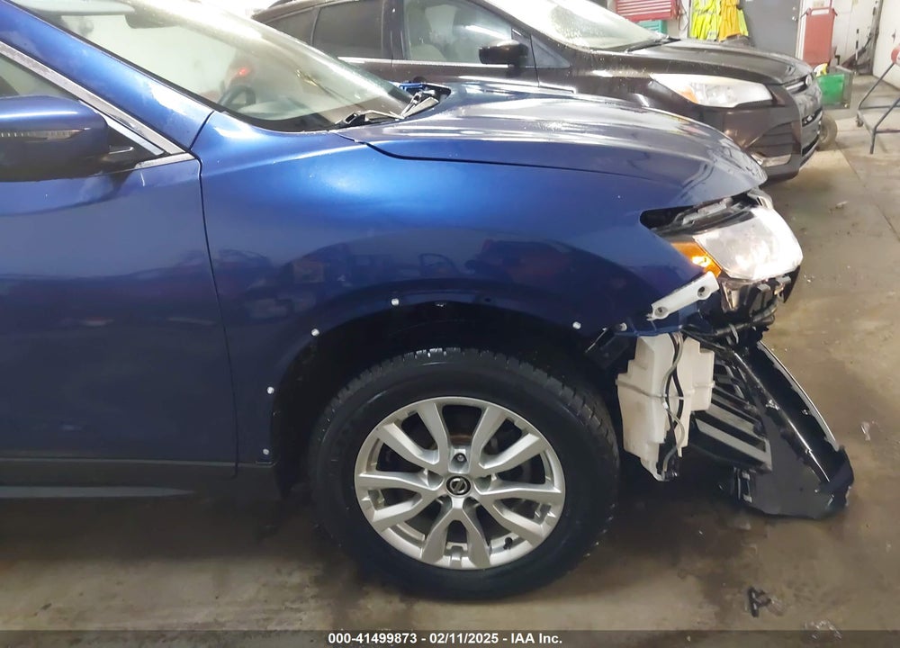 2018 NISSAN ROGUE SV VIN: 5N1AT2MV1JC792751