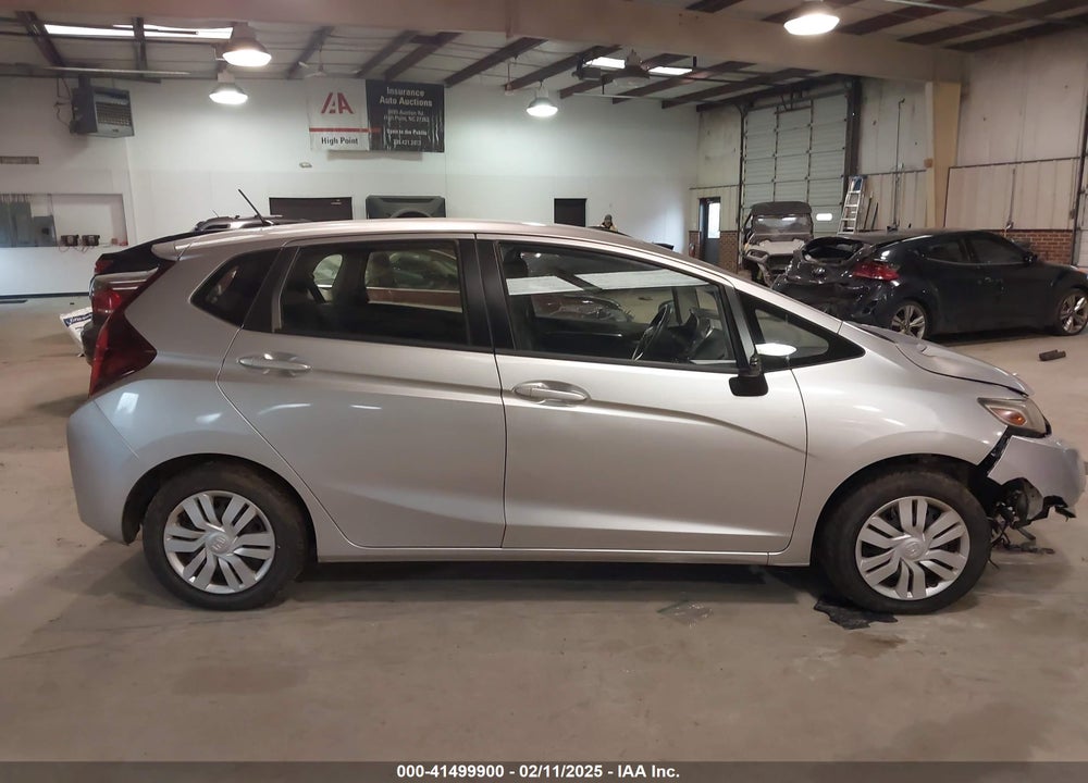 2016 HONDA FIT VIN: JHMGK5H50GX015698