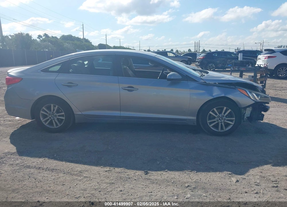 2016 HYUNDAI SONATA VIN: 5NPE24AF5GH287472