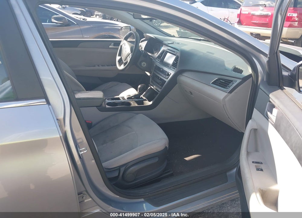 2016 HYUNDAI SONATA VIN: 5NPE24AF5GH287472