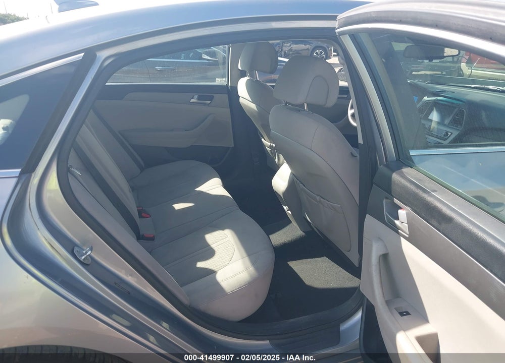 2016 HYUNDAI SONATA VIN: 5NPE24AF5GH287472