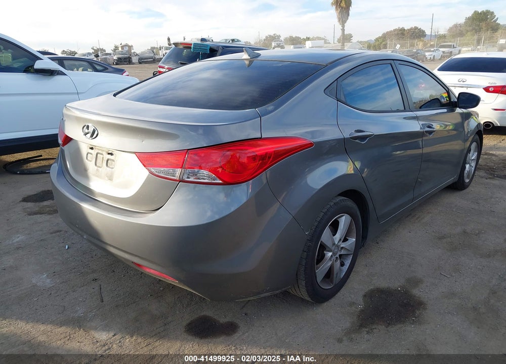2013 HYUNDAI ELANTRA VIN: 5NPDH4AE8DH309977