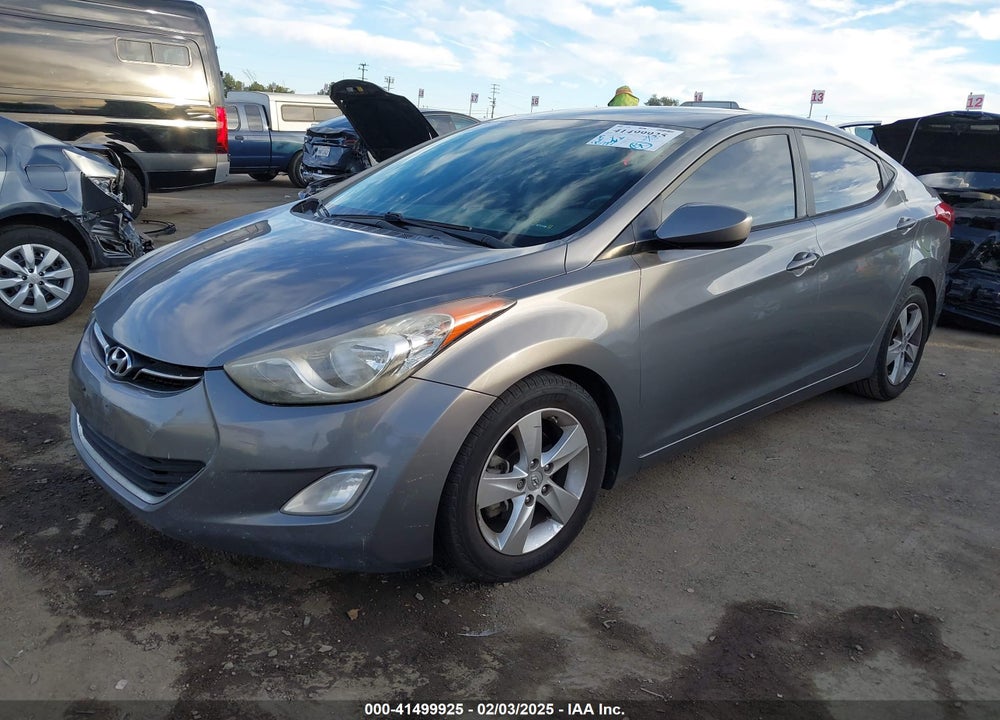 2013 HYUNDAI ELANTRA VIN: 5NPDH4AE8DH309977