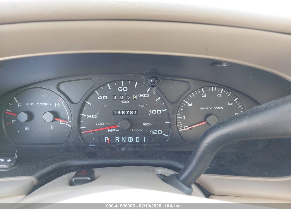 2003 FORD TAURUS SE VIN: 1FAFP58U73A279364