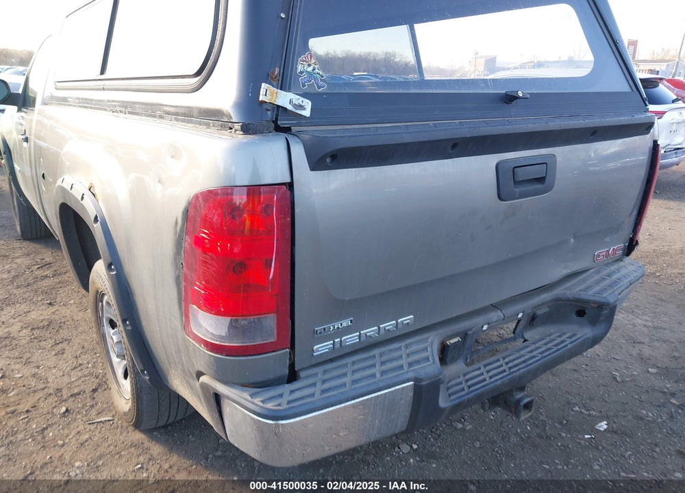2007 GMC SIERRA 1500 VIN: 1GTEK14097Z649401