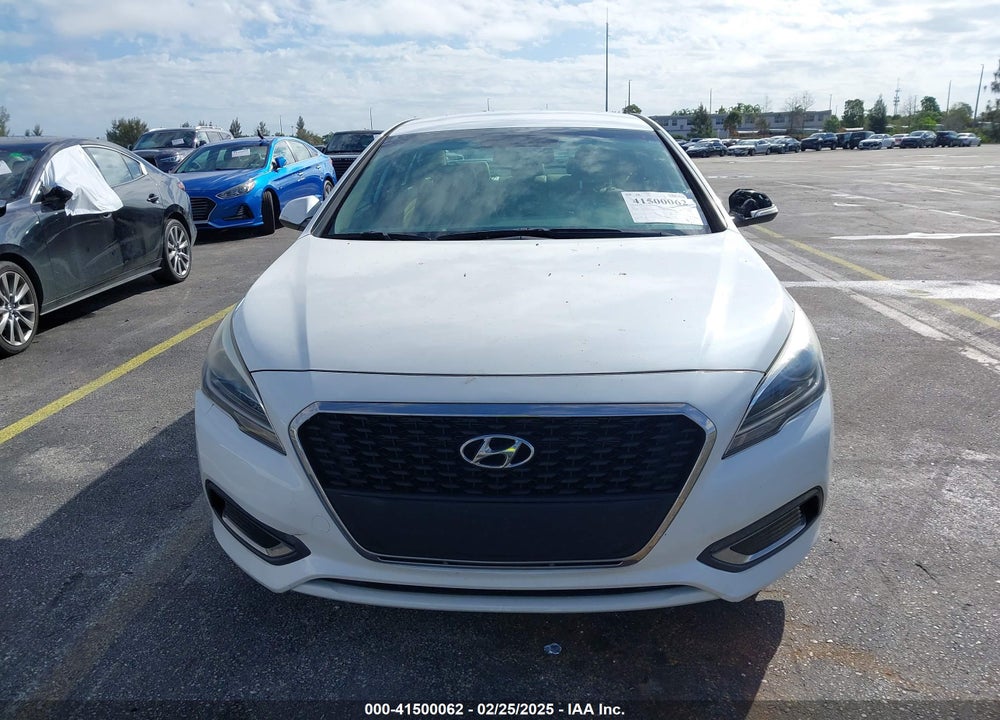 2016 HYUNDAI SONATA HYBRID VIN: KMHE34L13GA018114