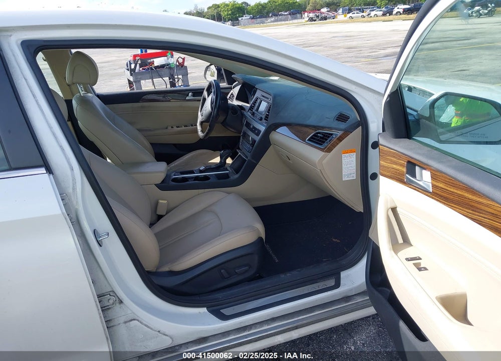 2016 HYUNDAI SONATA HYBRID VIN: KMHE34L13GA018114