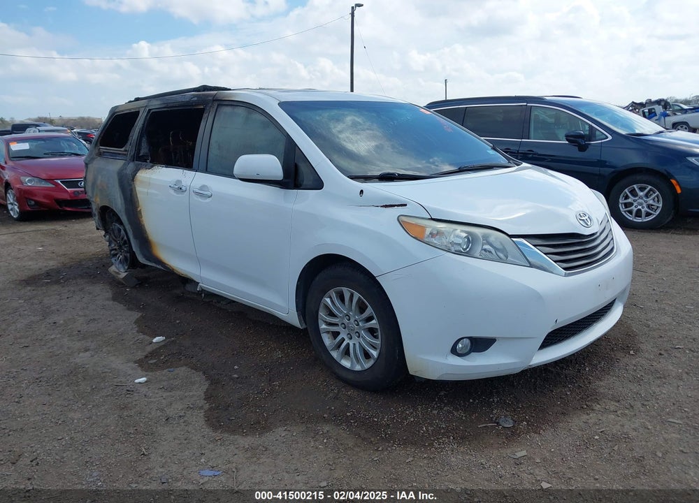 2012 TOYOTA SIENNA XLE LIMITED VIN: 5TDYK3DC7CS244376