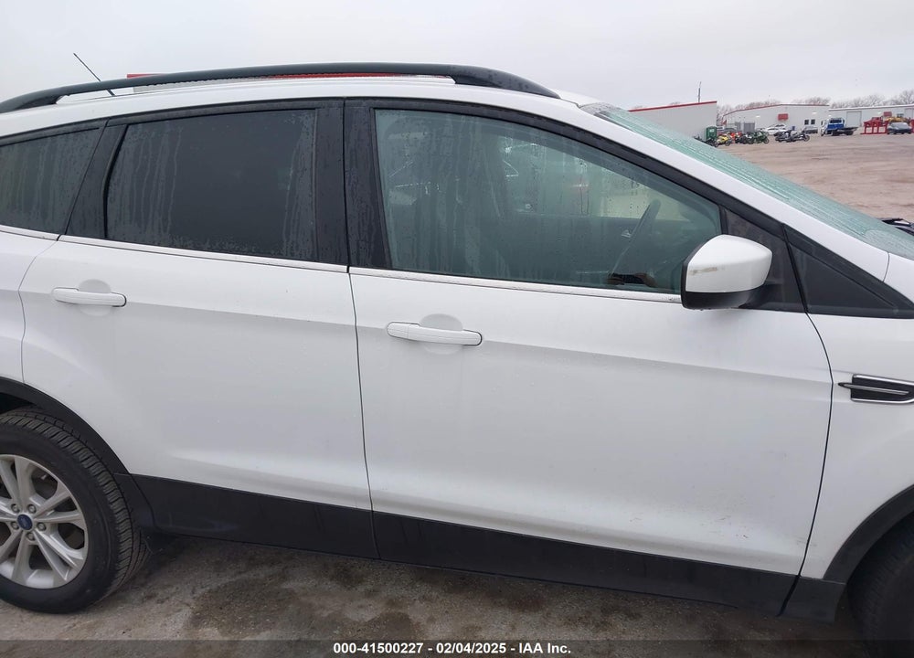 2017 FORD ESCAPE SE VIN: 1FMCU0GD1HUA60041