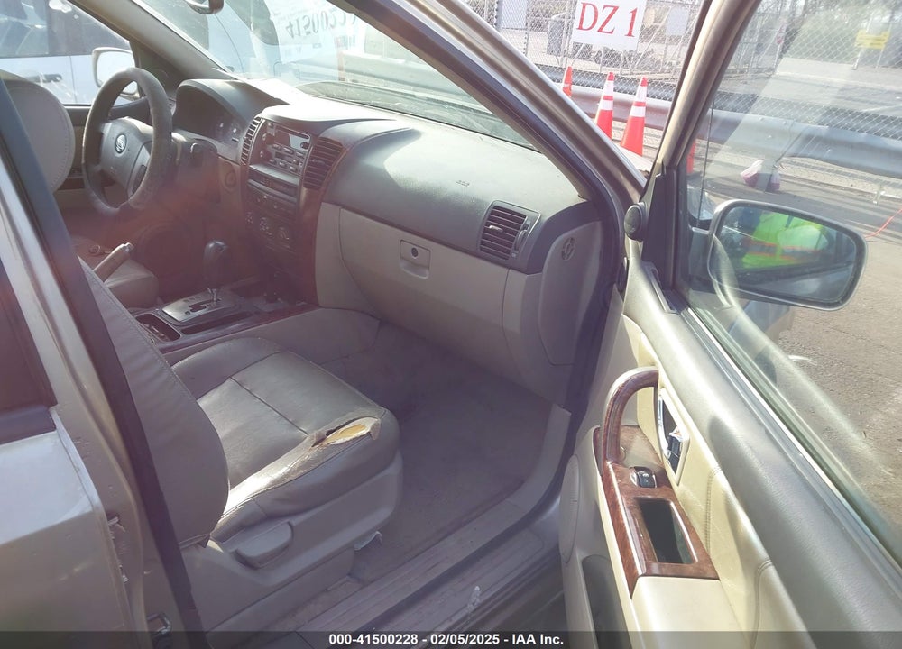 2005 KIA SORENTO VIN: KNDJD733555359460