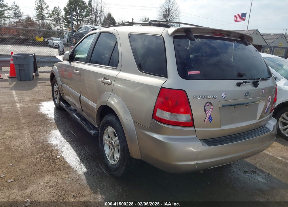 2005 KIA SORENTO VIN: KNDJD733555359460