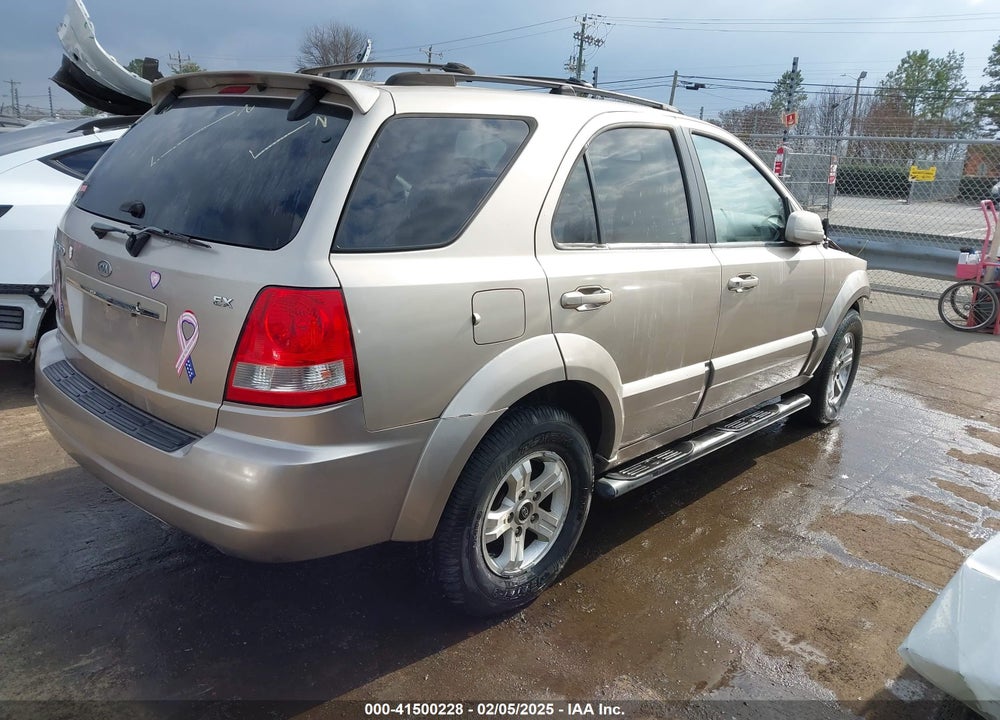 2005 KIA SORENTO VIN: KNDJD733555359460