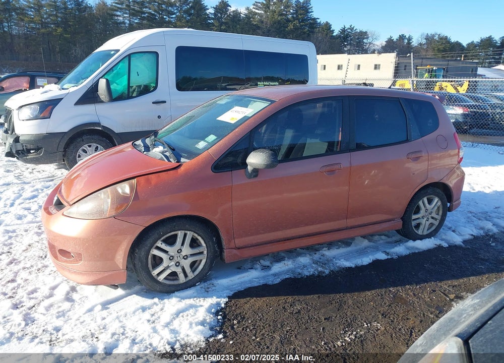2007 HONDA FIT VIN: JHMGD38647S052919