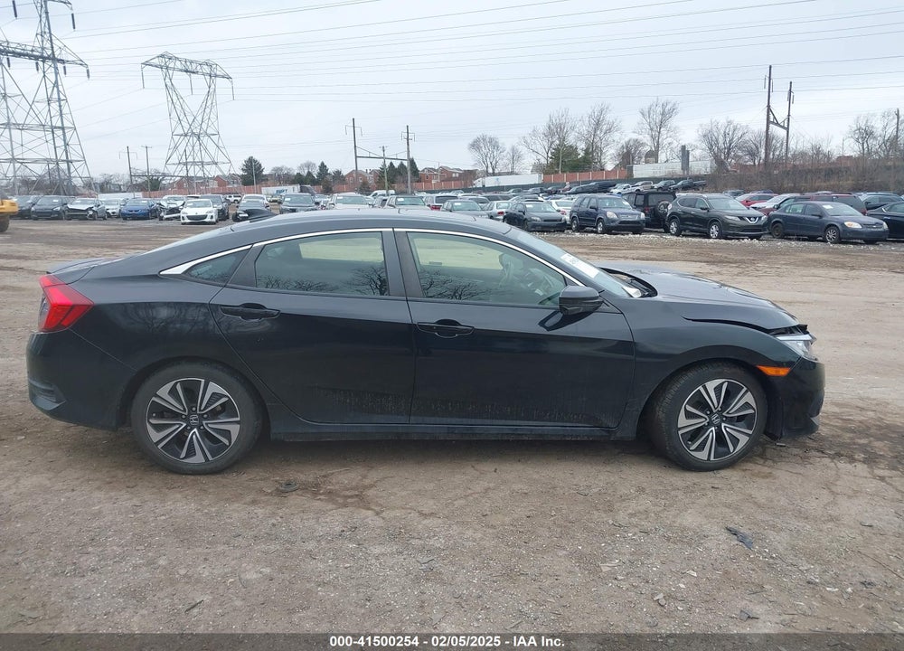 2018 HONDA CIVIC EX-T VIN: JHMFC1F36JX008085