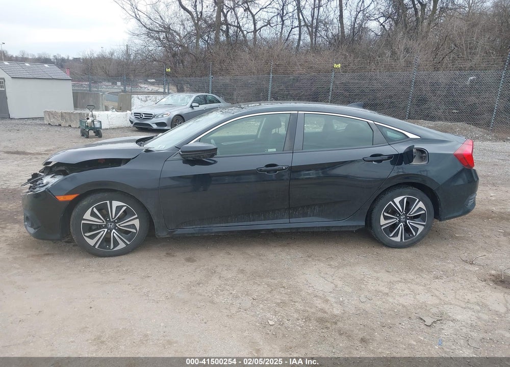 2018 HONDA CIVIC EX-T VIN: JHMFC1F36JX008085