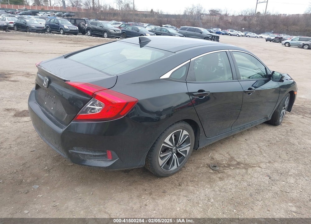 2018 HONDA CIVIC EX-T VIN: JHMFC1F36JX008085