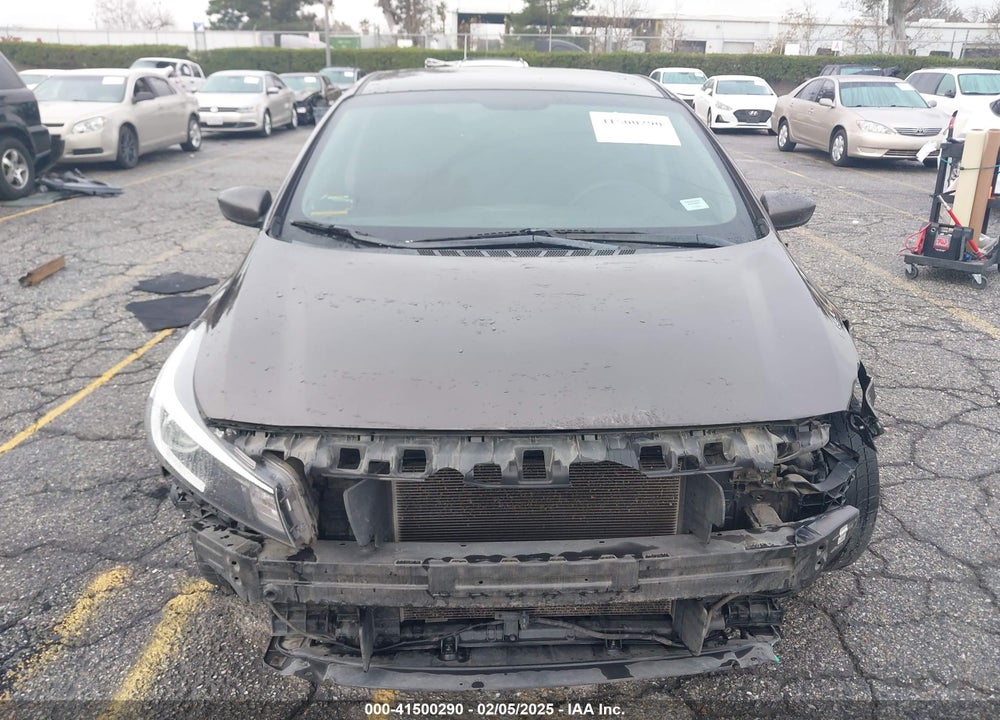 2018 KIA FORTE VIN: 3KPFK4A78JE168680