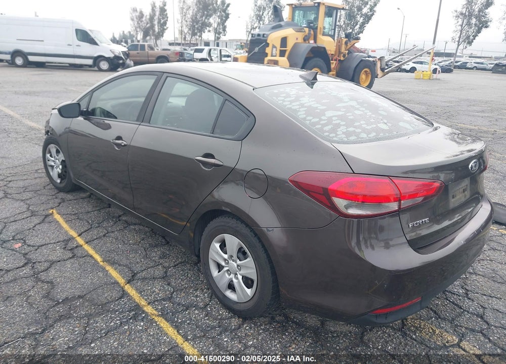 2018 KIA FORTE VIN: 3KPFK4A78JE168680