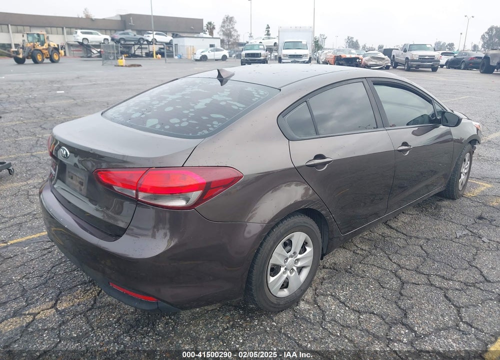 2018 KIA FORTE VIN: 3KPFK4A78JE168680