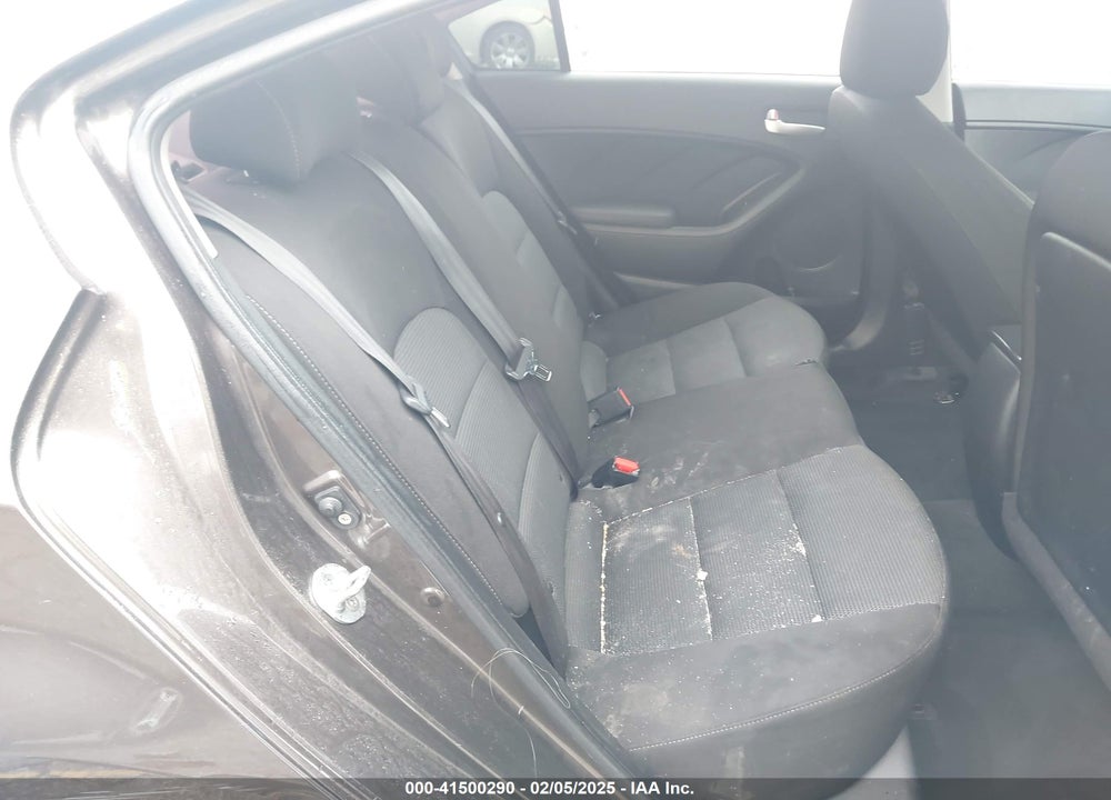 2018 KIA FORTE VIN: 3KPFK4A78JE168680