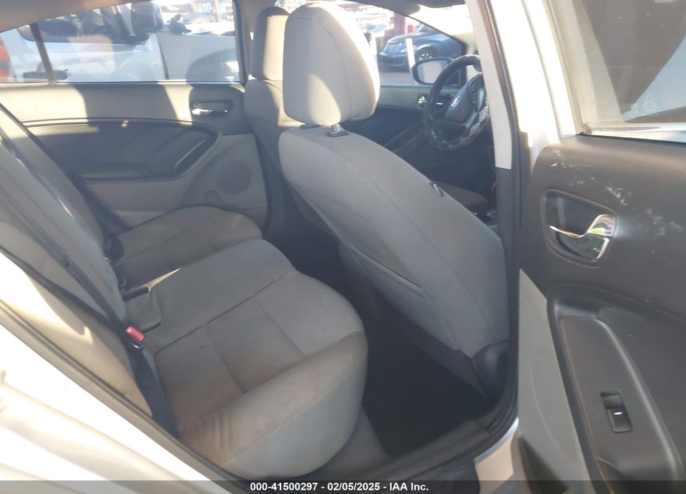 2014 KIA FORTE VIN: KNAFX4A89E5178739