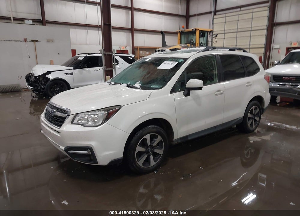 2017 SUBARU FORESTER 2.5I PREMIUM VIN: JF2SJAGC0HH581624