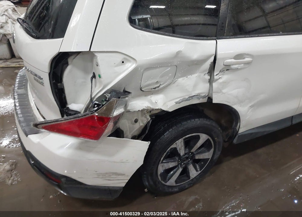 2017 SUBARU FORESTER 2.5I PREMIUM VIN: JF2SJAGC0HH581624