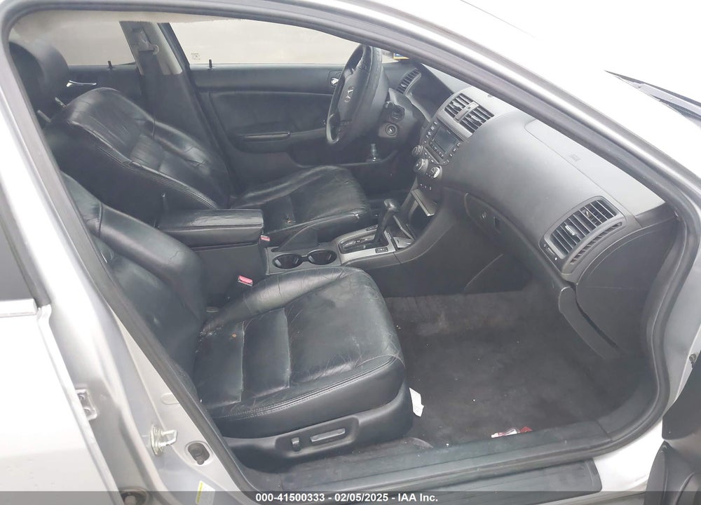 2005 HONDA ACCORD 3.0 EX VIN: 1HGCM66505A003183