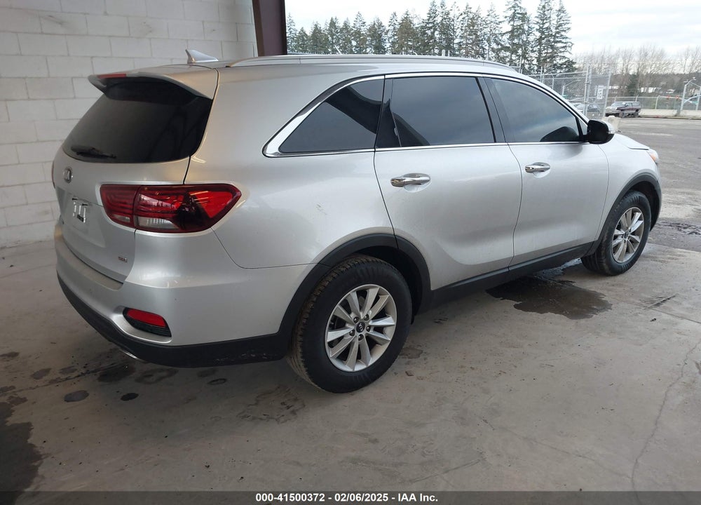 2019 KIA SORENTO 2.4L LX VIN: 5XYPG4A37KG590169