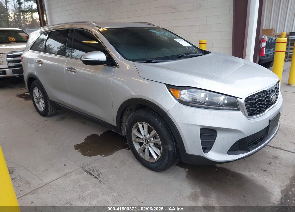 2019 KIA SORENTO 2.4L LX VIN: 5XYPG4A37KG590169