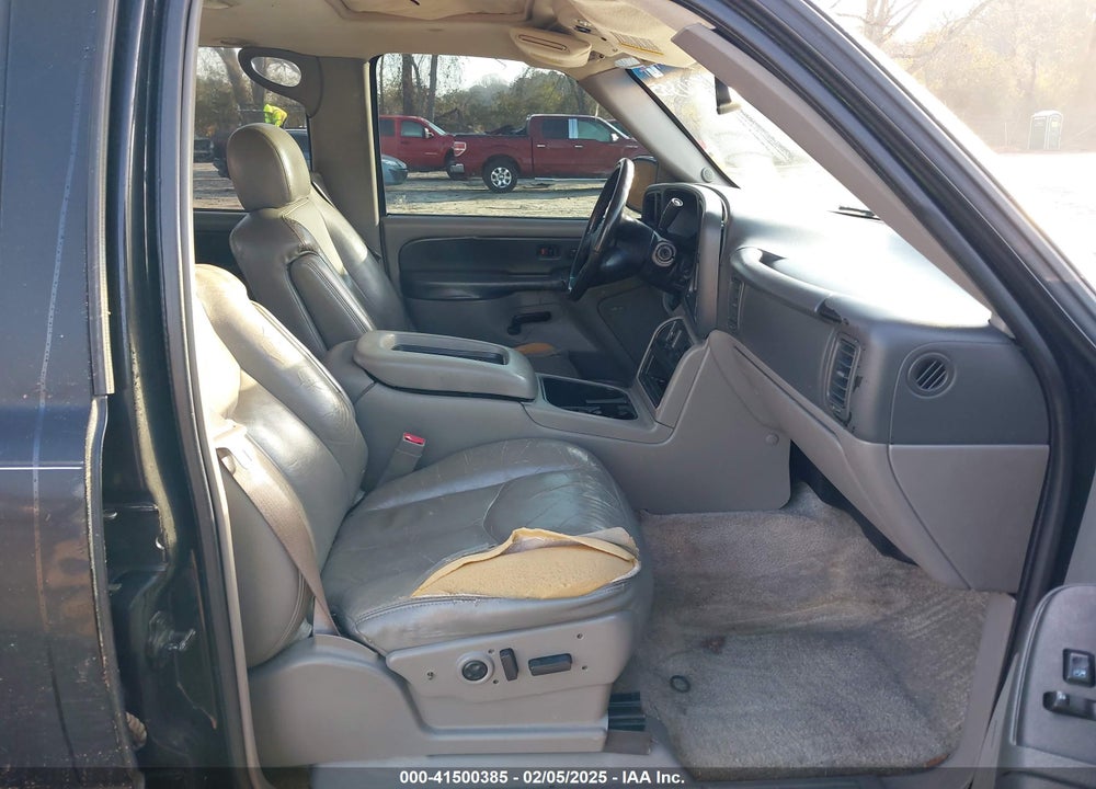 2003 CHEVROLET TAHOE LT VIN: 1GNEC13Z33R299259