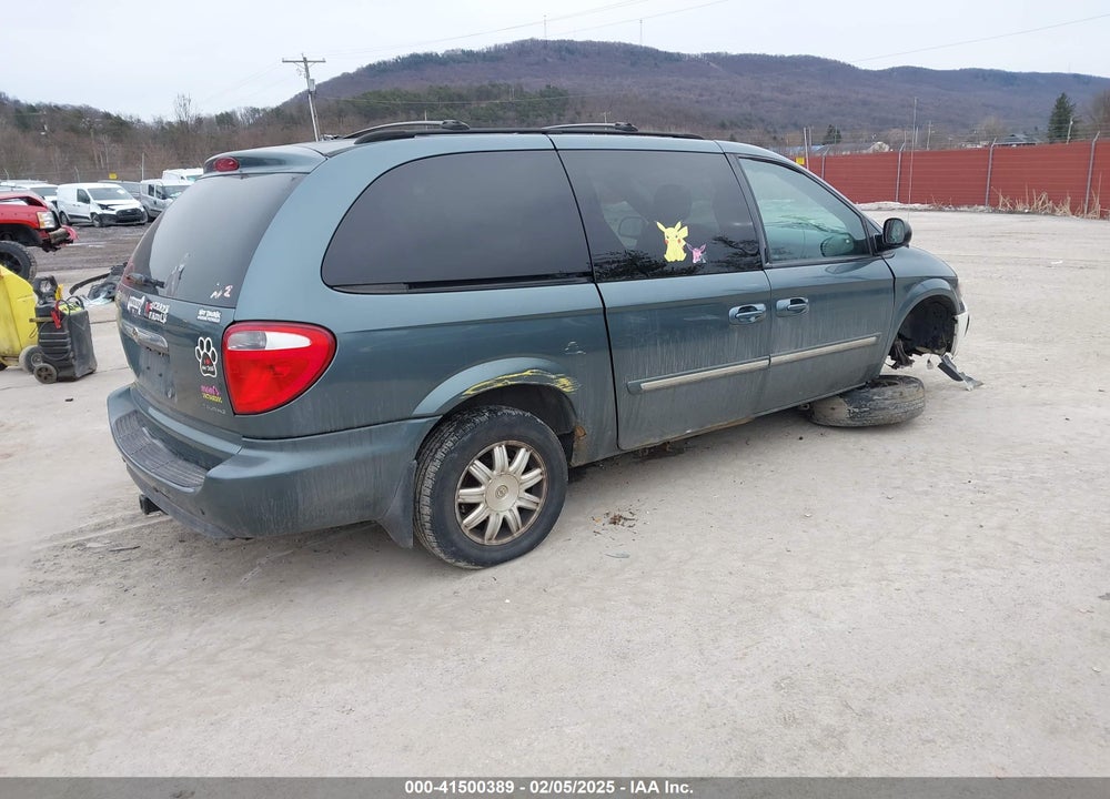 2006 CHRYSLER TOWN & COUNTRY TOURING VIN: 2A8GP54L26R836427