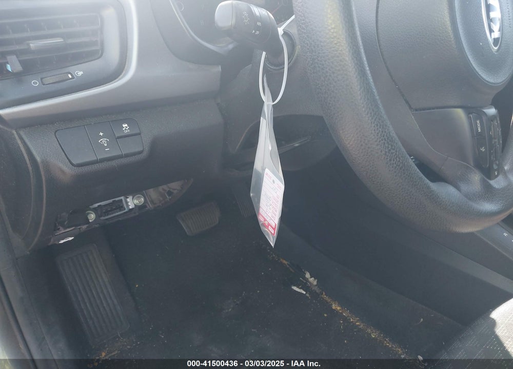 2019 KIA RIO VIN: 3KPA24AB1KE166107