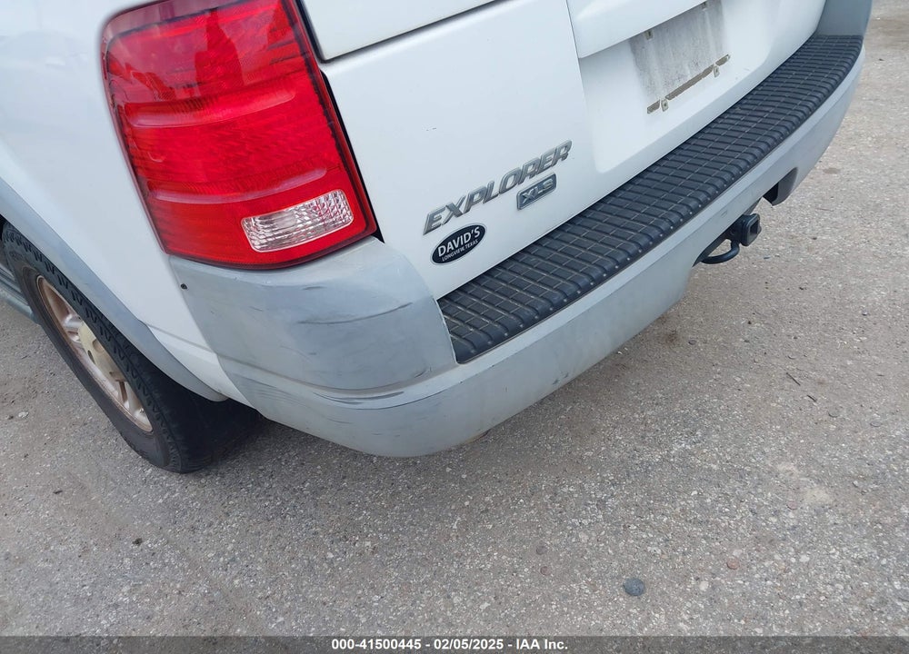 2002 FORD EXPLORER XLS VIN: 1FMZU62E52UB15238