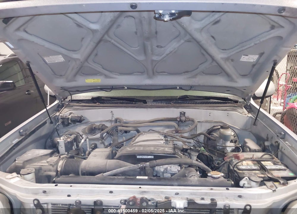2002 TOYOTA SEQUOIA SR5 V8 VIN: 5TDBT44A62S073478