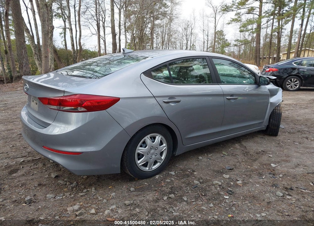 2017 HYUNDAI ELANTRA VIN: 5NPD74LF4HH091597
