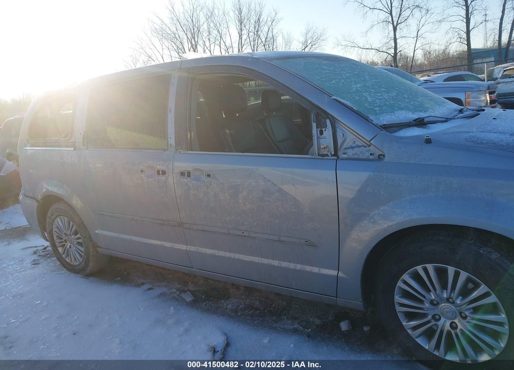 2013 CHRYSLER TOWN & COUNTRY TOURING-L VIN: 2C4RC1CG2DR723115