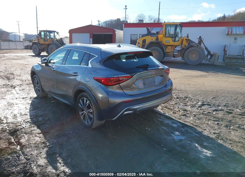 2017 INFINITI QX30 PREMIUM VIN: SJKCH5CR1HA020547